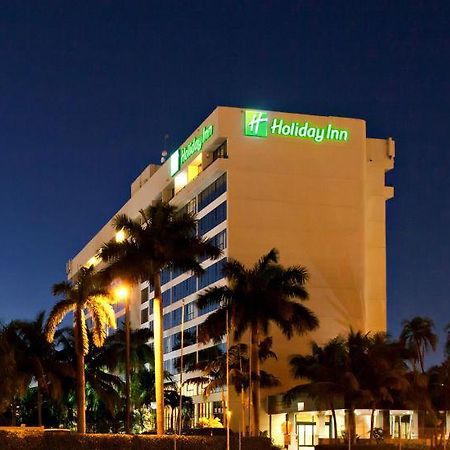 Holiday Inn Miami West - Airport Area By Ihg Hialeah Gardens Bagian luar foto