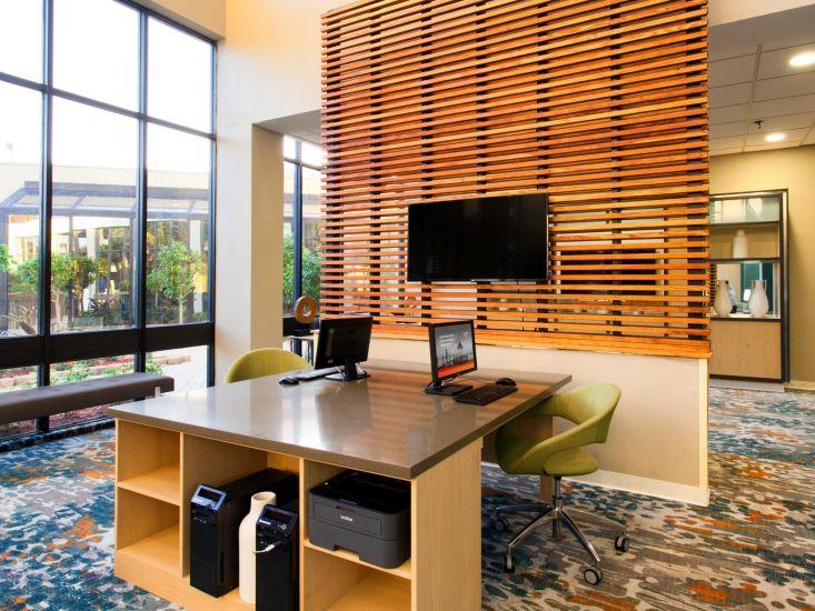 Holiday Inn Miami West - Airport Area By Ihg Hialeah Gardens Bagian luar foto